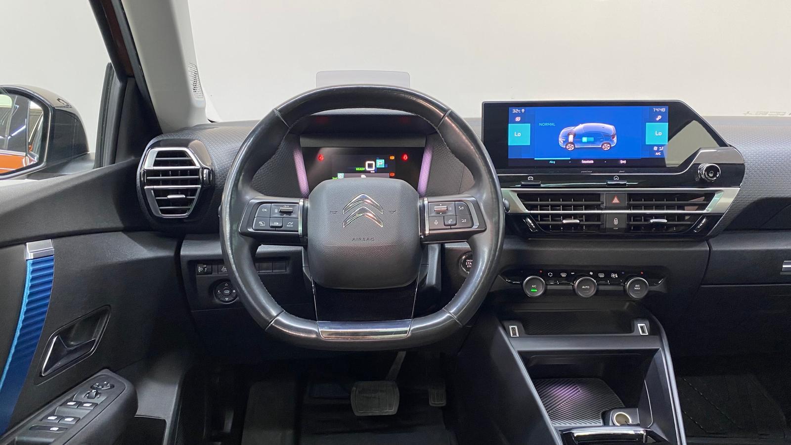 CITROEN E-C4 10